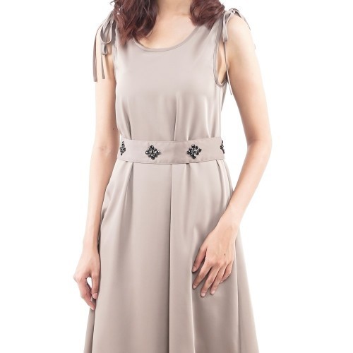 nicole sleeveless sequin dress