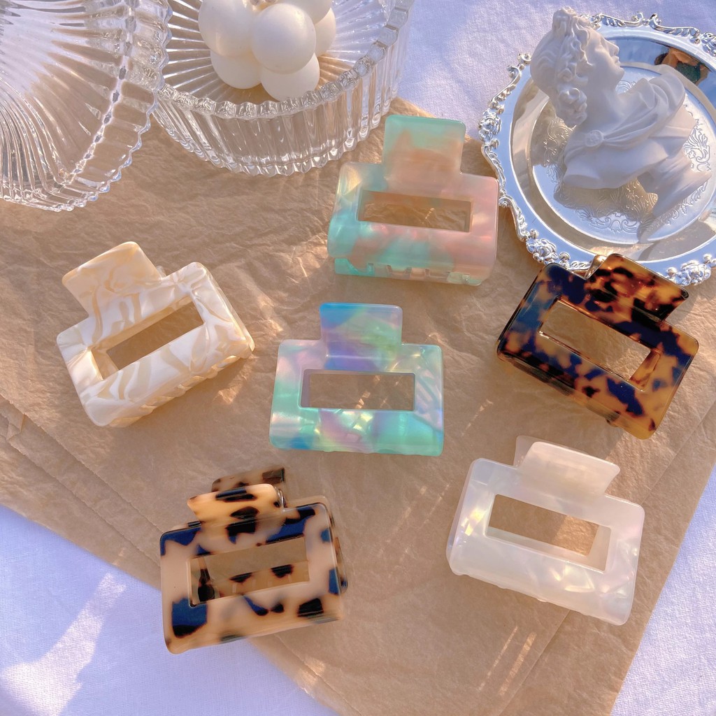 Korean Retro Sweet Hair Claw