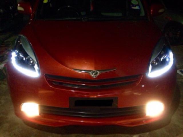 Perodua Myvi 2005-2010 Projector Head Lamp with Eye lip 