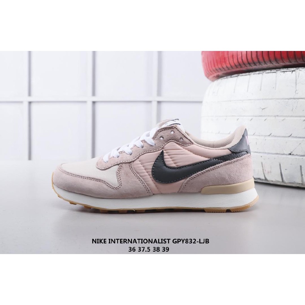 nike internationalist 39