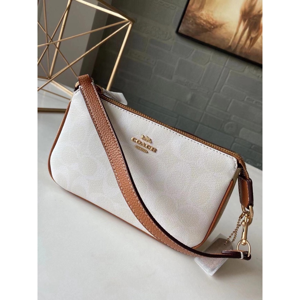 Coach Nolita 19 Signature Women Shoulder Mahjong Bag Wristlet Beadchain  C8719 C7699 CA444 C2899 C8720 C8673 CB6303 CB 608 CA438 | Shopee Malaysia