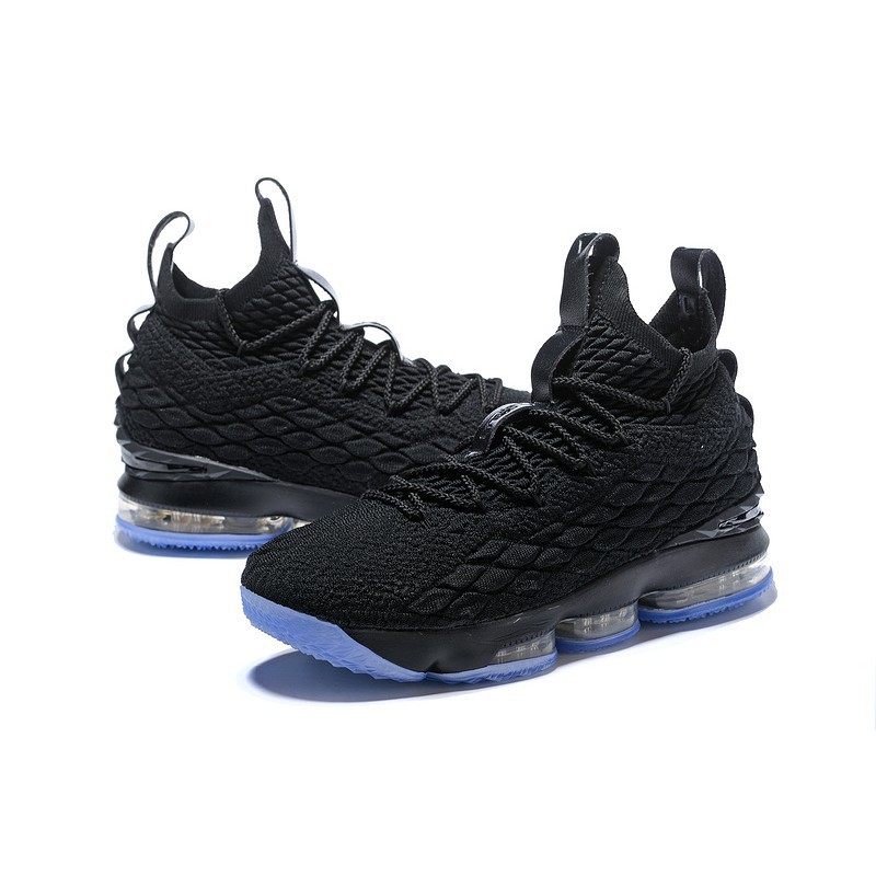 lebron 15 low triple black on feet