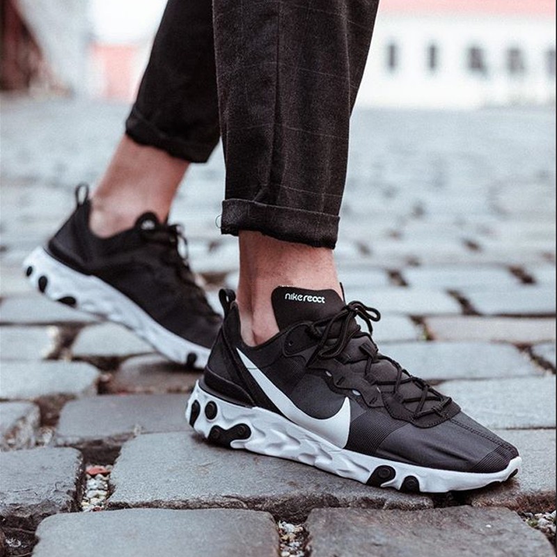 nike epic react element