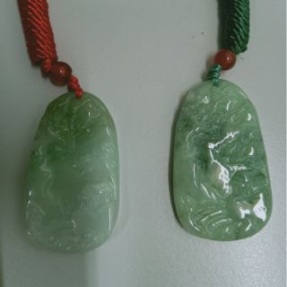 Natural jade pendant necklace. 天然翡翠小山水吊坠