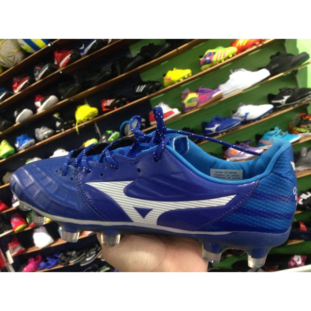 kasut bola mizuno malaysia