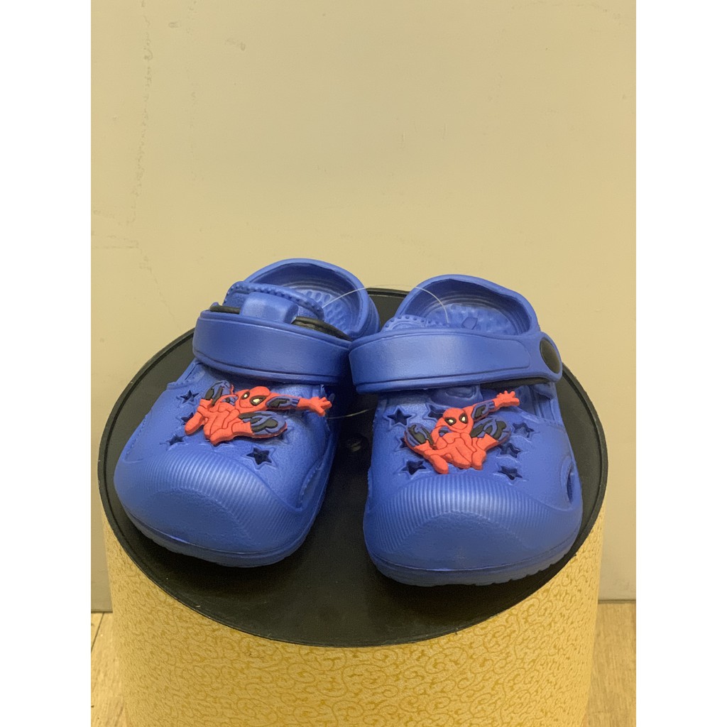 spiderman crocs size 10