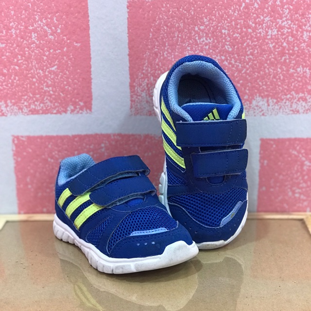 Adidas Kids Unisex Prelove Original Kasut Kanak Kanak Adidas Kids Unisex Prelove Original Kasut Kanak Kanak