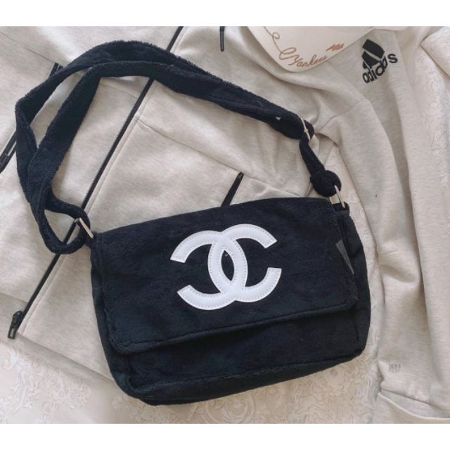 chanel beaute crossbody bag