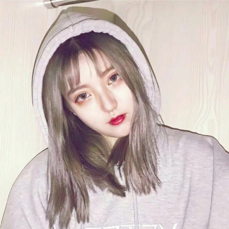 Women S Long Straight Hair Round Face Clavicle Hair Gray Air Bangs