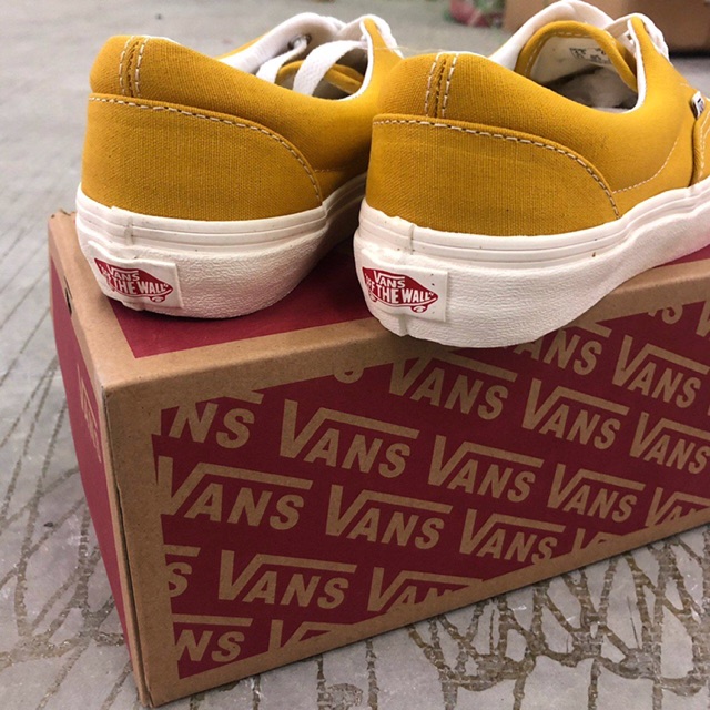 vans era mustard