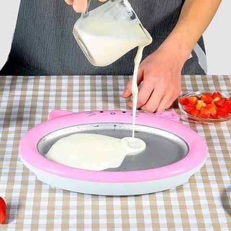 Dušial Rolled Ice Cream Maker with 2 Spatulas Mini Fried Yogurts Machine Dry Ice Plate Homemade Ice Cream Roll Maker 