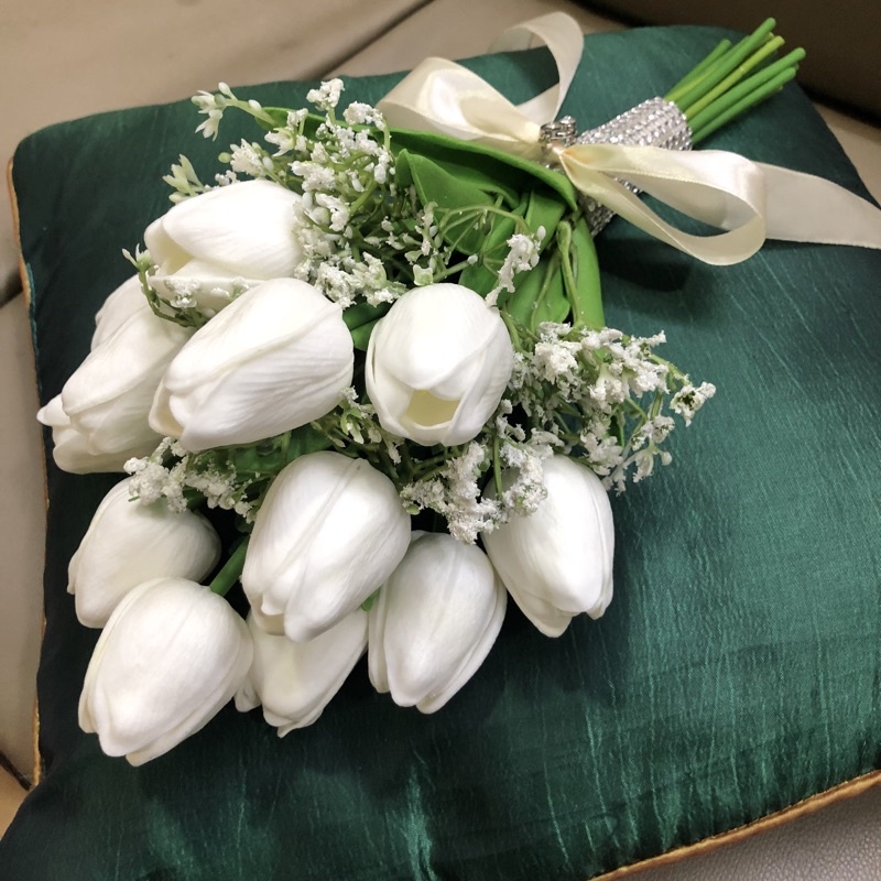 Tulips Bunga Tangan Pengantin Hand Bouquet Bridal Bouquet Wedding Hand Bouquet Shopee Malaysia