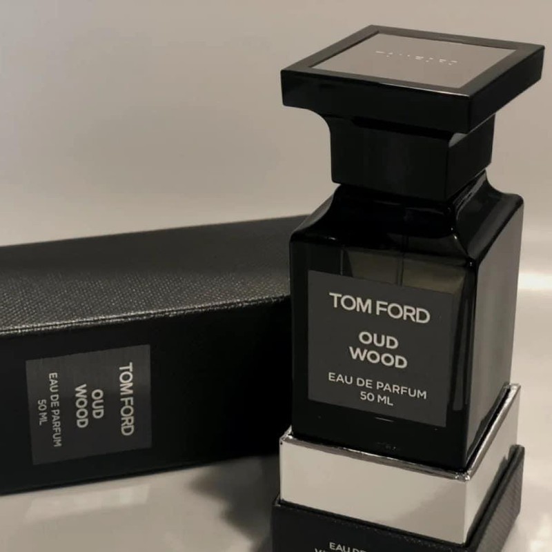 Tom Ford Private Blend Oud Wood Eau De Parfum Spray - 50ml | Shopee Malaysia