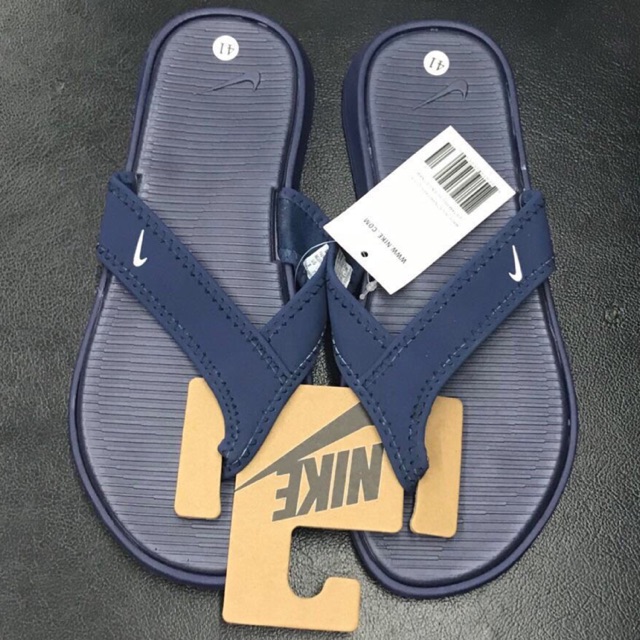 navy blue nike sandals