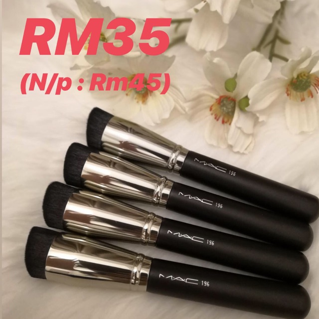 Mac 196 Slanted Flat Top Foundation Brush Shopee Malaysia