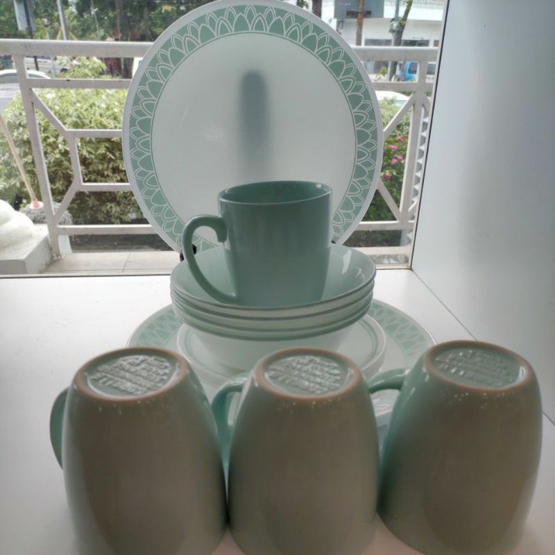 Corelle Livingware Dinner Set 16pcs (Delano) Shopee Malaysia