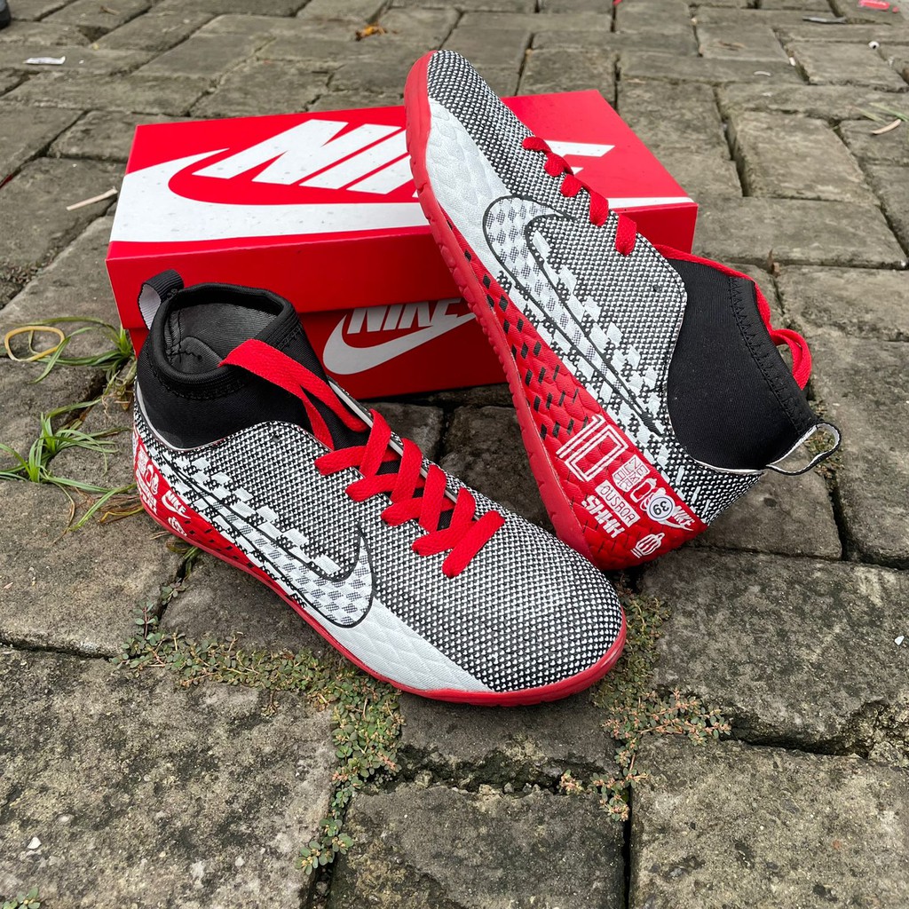 Mendicidad frágil reputación Kasut Futsal Nike Hypervenom FUTSAL Shoes, ACC, Tiempo, Mecurial X,  Superfly | Shopee Malaysia