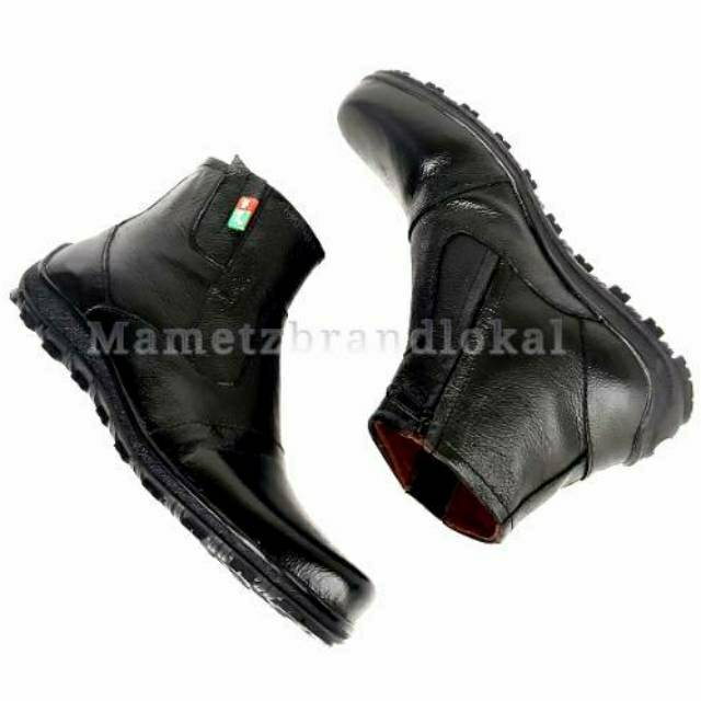 cheap black boots