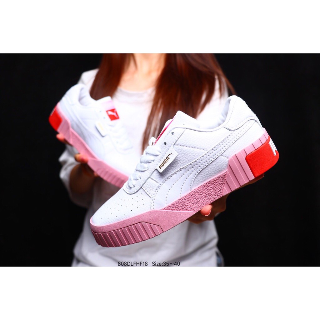 pink color Casual sports shoes 
