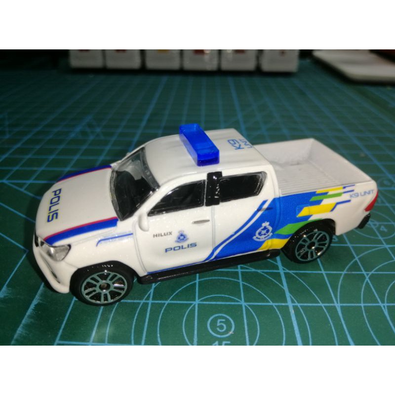 POLIS UNIT K9 HILUX Revo Custom Scale 1/64 MAJORETTE | Shopee Malaysia