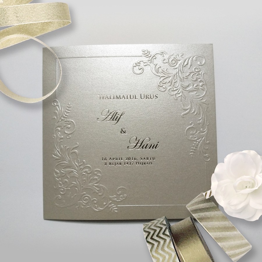 Kad Kahwin Vip Royal Series Square Silver Metallic Modern Exclusive Wedding Cards Shopee Malaysia