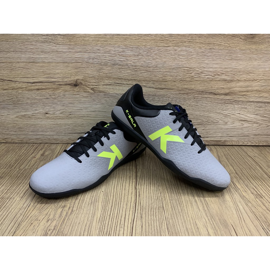 kasut futsal sala