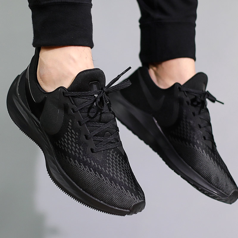 cool all black shoes
