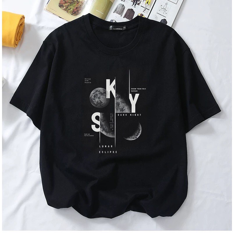 <STOCKS SEDIA ADA>"SKY" GRAPHIC 100%COTTON T-SHIRT LENGAN PENDEK /T-Shirt Fashion/Oversize/Couple/Plus Size Tee/MURAH