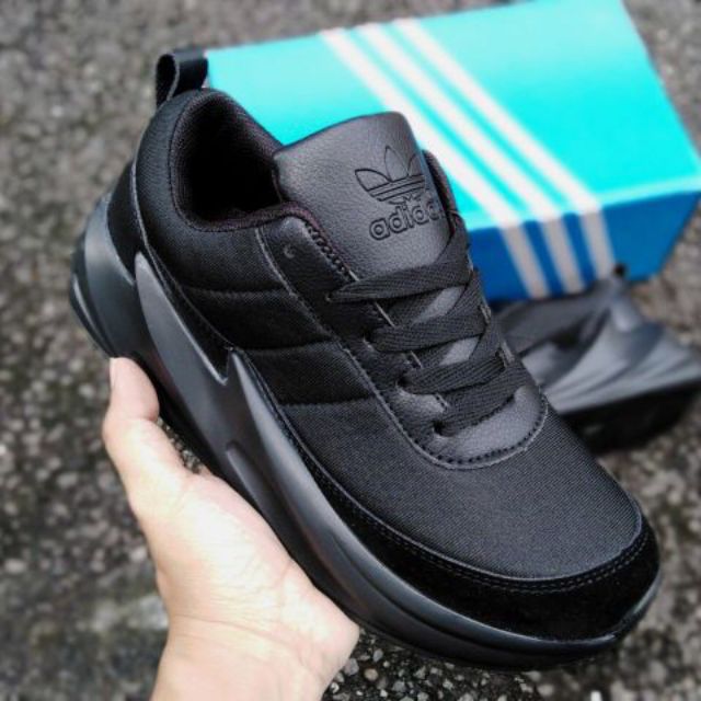 adidas shark all black