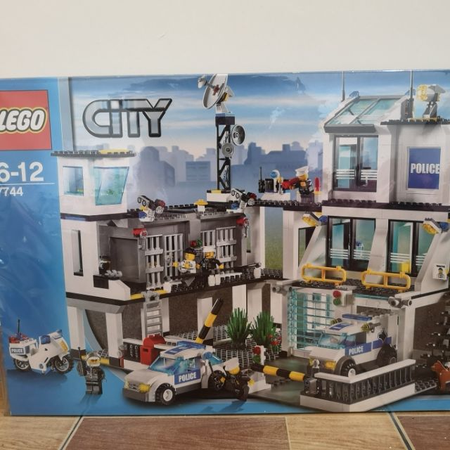 lego 7744