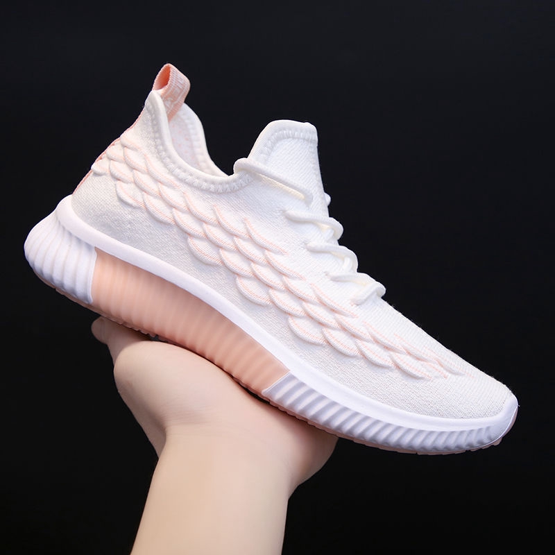womens flyknit running shoes