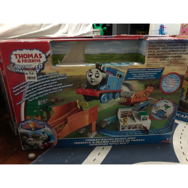 thomas the train jumping track