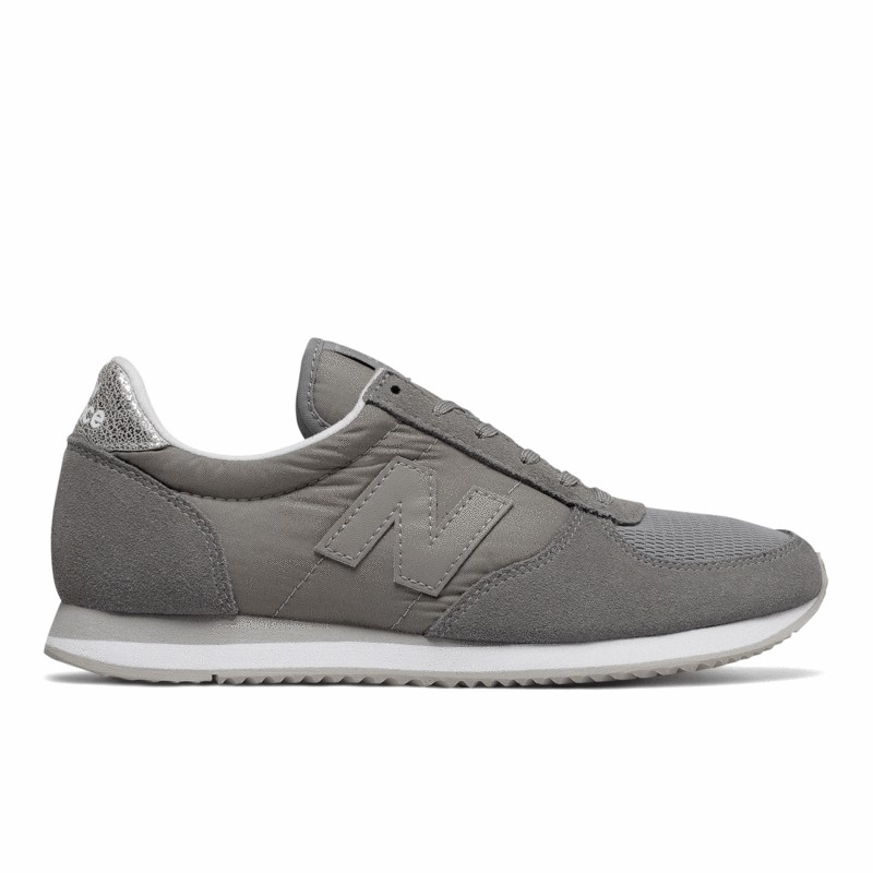 new balance 220 running sneaker