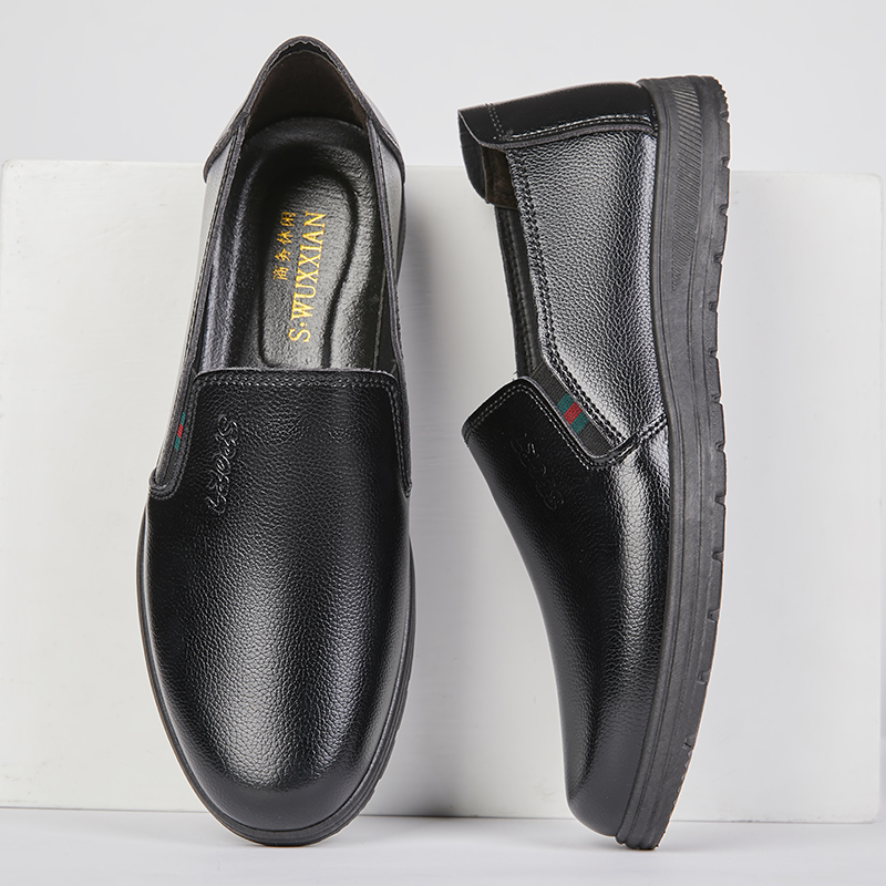 black non slip shoes for mcdonald's