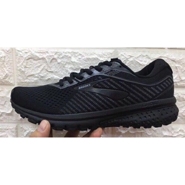 brooks ghost 12 black