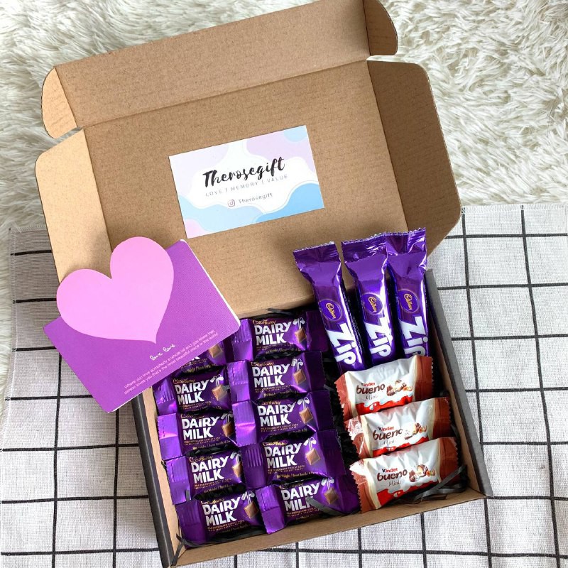 Ready Stock Rm15 Chocolate Gift Box Surprise Box Gift Set Kotak Hadiah Coklat Murah Shopee Malaysia