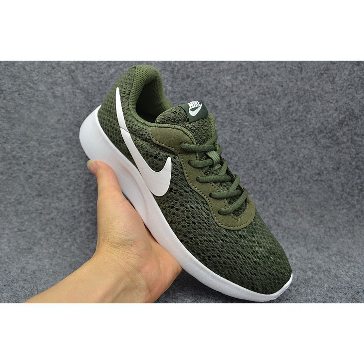 nike roshe run 44