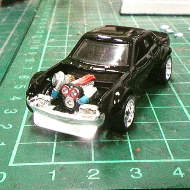 hot wheels custom engine