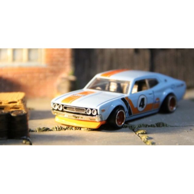 hot wheels gulf nissan laurel