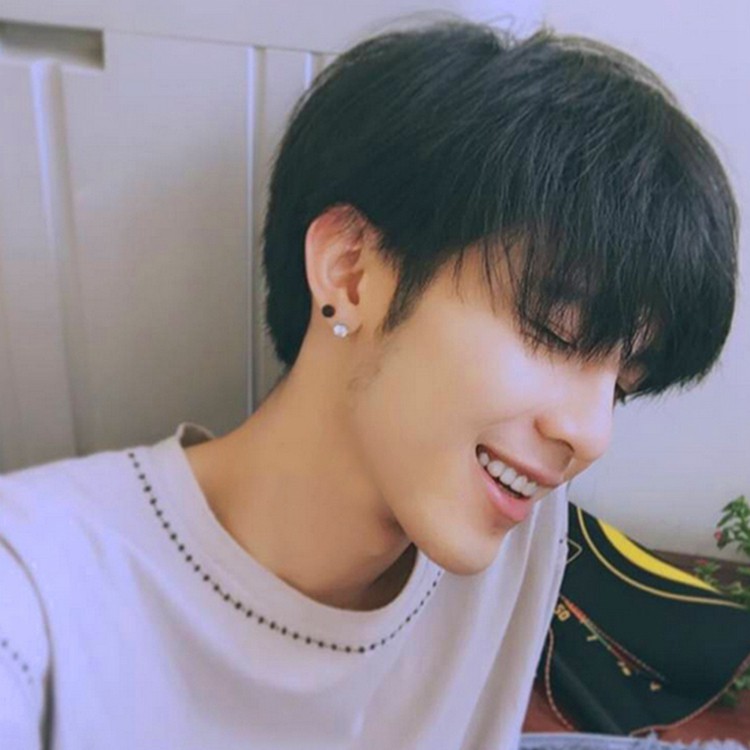 Handsome Male Wig Korean Net Red Fashion Fake Hair Fluffy Bangs