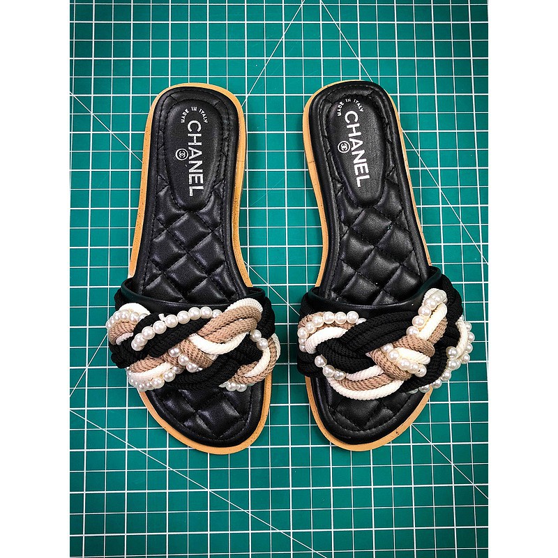 chanel beach slippers
