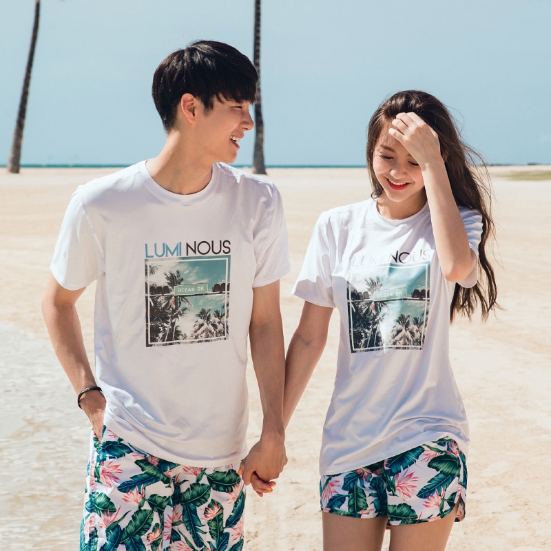 couple dress for beach