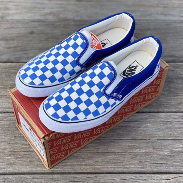 navy blue checkered slip on vans