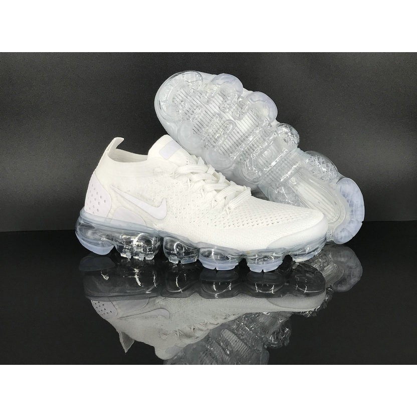 nike air vapormax flyknit 2.0 triple white