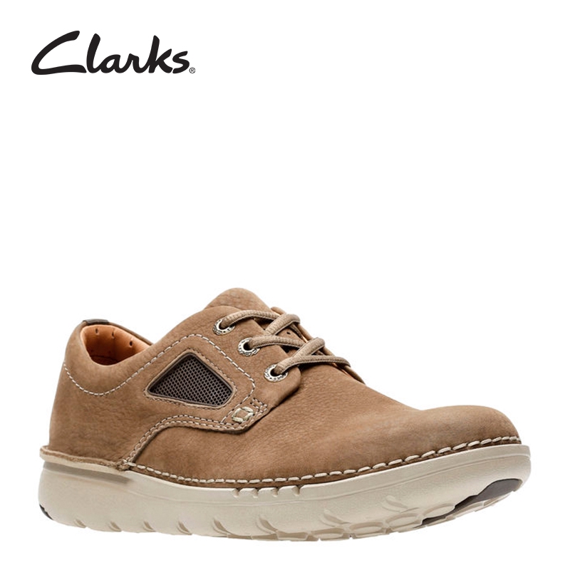 clarks unnature plain