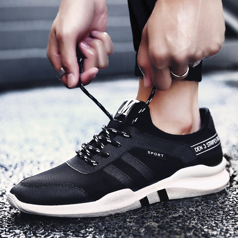 casual trending shoes