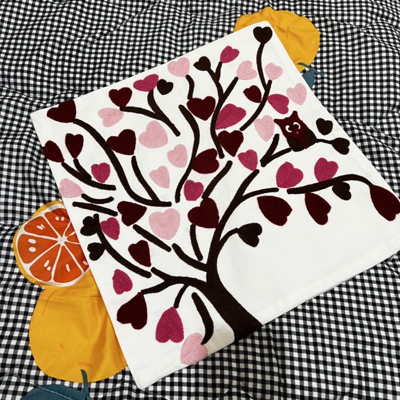 Embroidered throwpillow case - pm for the design