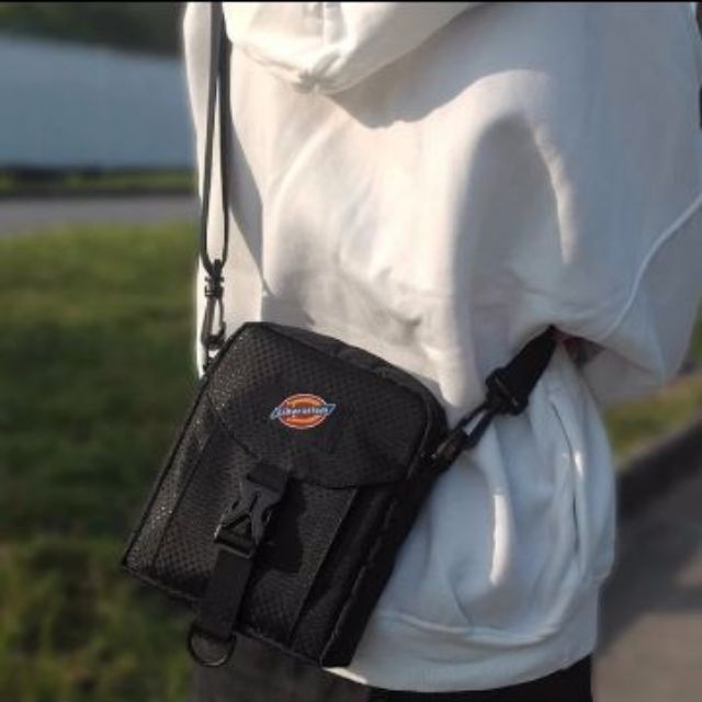 dickies sling bag price