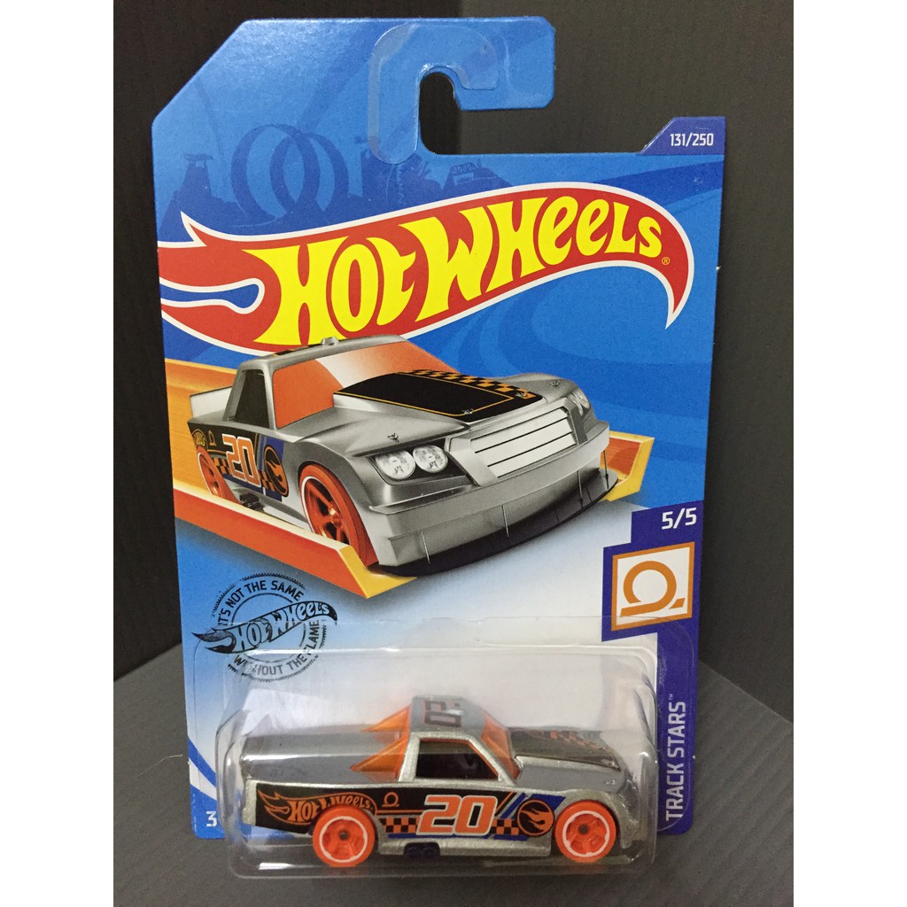 hot wheel th