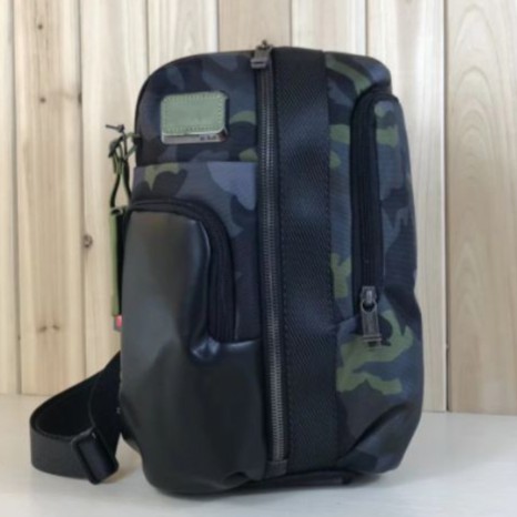 tumi camo bag